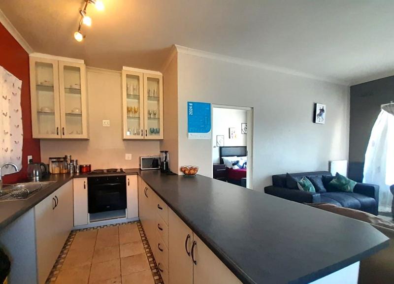 1 Bedroom Property for Sale in Fish Hoek Western Cape